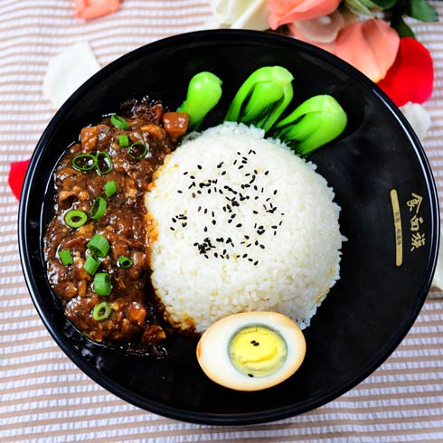 龍?zhí)寥馍w飯  